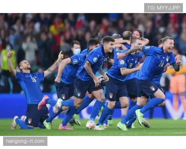 帕尔默的技术特点与英格兰战术体系的适配性解析